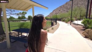 Angel Gostosa – GirlCum – Cumming at The Park